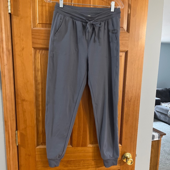 Rachel Zoe gray Joggers - Picture 1 of 7